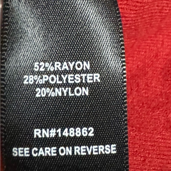 Torrid Women's Plus Size 2X Cranberry Red Pullover Sweater Round Neck Holiday - Picture 5 of 9